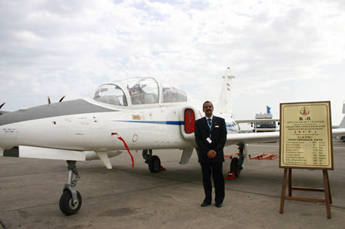 资料图:K8教练机已出口到委内瑞拉、埃及等国 资料图:K8教练机已出口到委内瑞拉、埃及等国