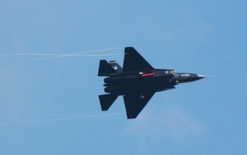 歼31战机试飞成功 歼31战机试飞成功