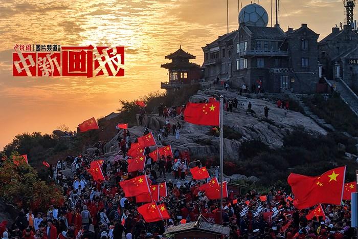 这一抹中国红 耀动神州