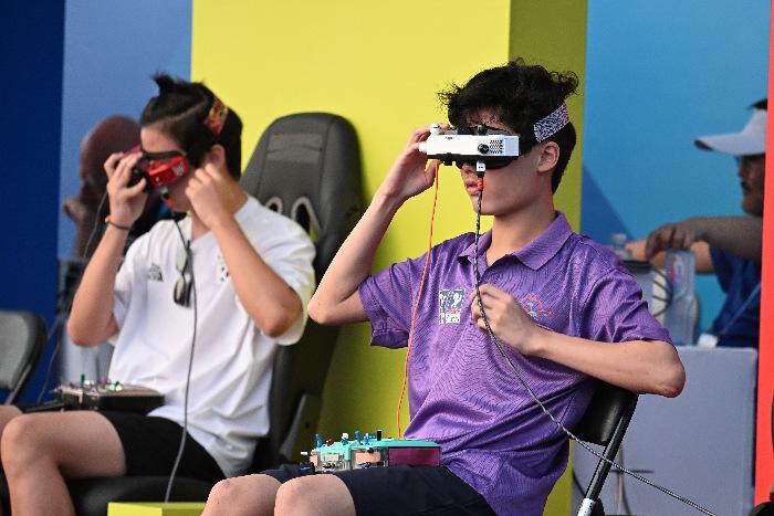 （成都世运会）无人机竞速资格赛预赛举行